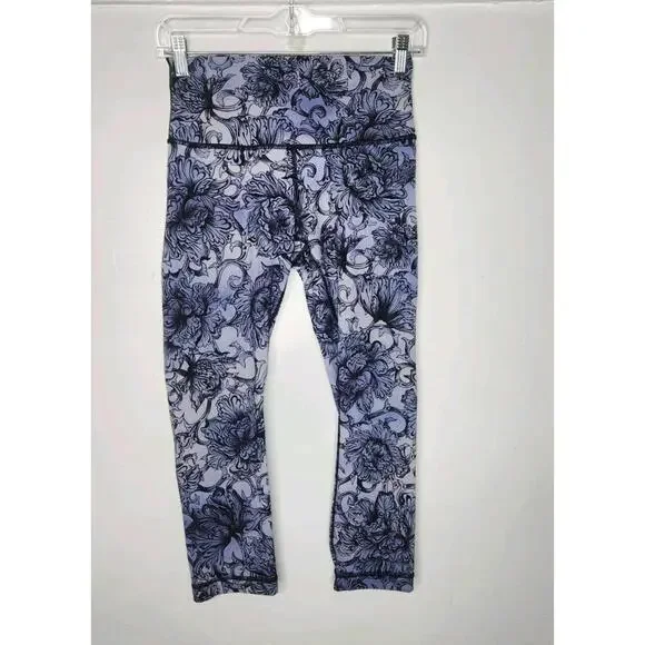 lululemon Wunder Under Crop (Hi-Rise) 21" Size 6 in Hanakotoba Starlight Multi - Picture 2 of 7